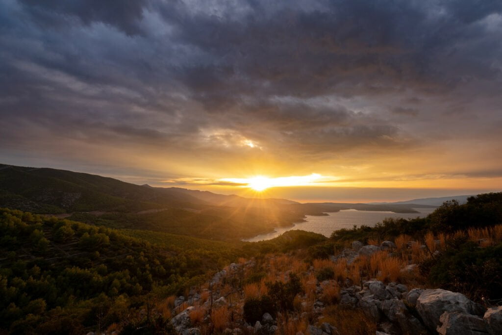 humac-sunset-hvar