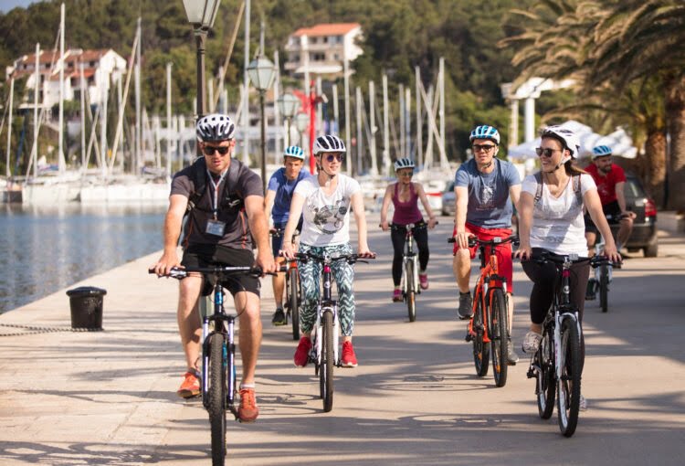 hvar-cyling-island