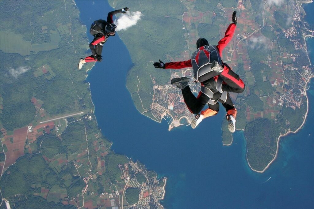 SKYDIVING CROATIA // Fly over Stari grad